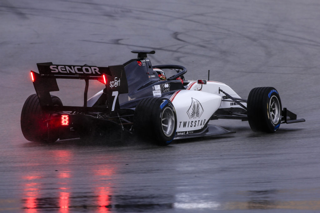 Charouzovi hoši mají za sebou testy F3: Zendeli zajel nejrychlejší čas